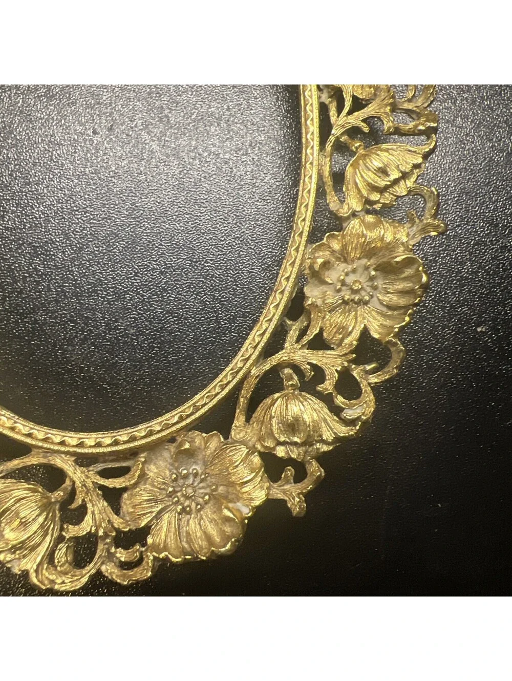 Vintage Matson 24K Gold Plated Oval Picture Frame 6